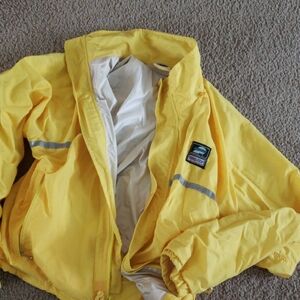 GORE-TEX Yellow Ski Snow Jacket with Reflective Trim